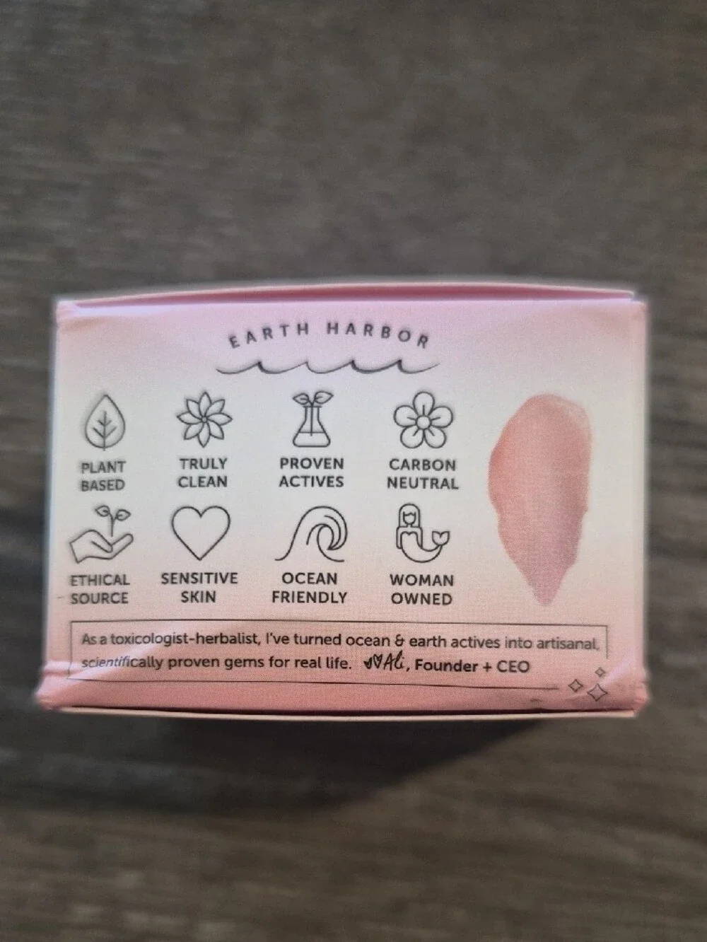 Earth Harbor Sea Kiss Plumpy Lip Balm — Pink